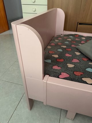 Cama infantil rosa