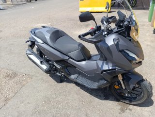 Honda ADV 350