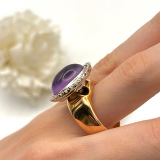 Anillo oro 18kt con gema y diamantes