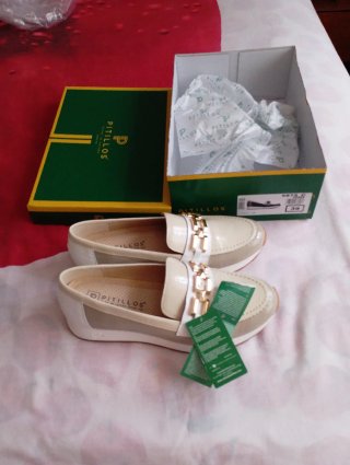 Zapatos Pitillos Mujer Beige, Blanco y piedra.