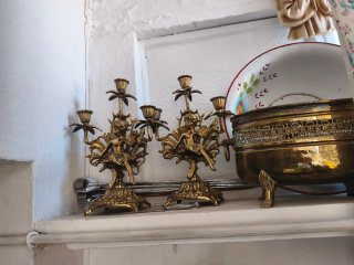 Dos Candelabros