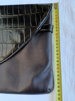Borsa pelle nera vintage effetto coccodrillo