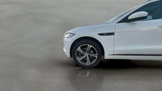 Jaguar F-PACE 2.0L i4D R-Sport AWD 132 kW (180 CV)