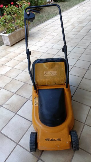Cortacésped eléctrico Garden Ferr