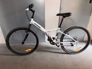 Bicicleta blanca infantil/juvenil