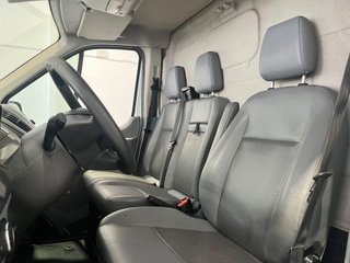 Ford Transit 310 77kW L2H2 Van Ambiente Delantera