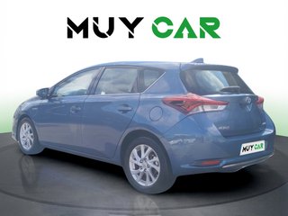 Toyota Auris 1.8 Hybrid Active 100 kW (136 CV)