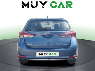 Toyota Auris 1.8 Hybrid Active 100 kW (136 CV)