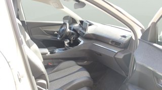 Peugeot 3008 BlueHDI 130 S&S Allure 96 kW (130 CV)