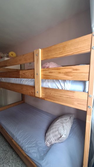 Litera Ikea MYDAL Madera