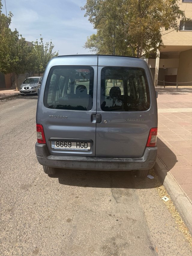 Peugeot Partner 2011