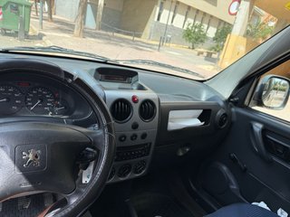 Peugeot Partner 2011