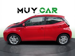 Toyota Aygo 1.0 70 x-play 51 kW (69 CV)