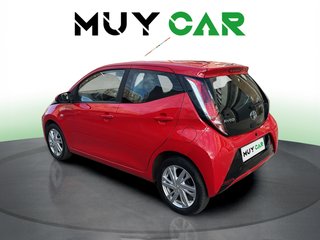 Toyota Aygo 1.0 70 x-play 51 kW (69 CV)