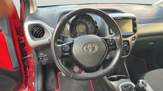 Toyota Aygo 1.0 70 x-play 51 kW (69 CV)