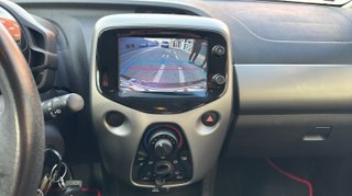 Toyota Aygo 1.0 70 x-play 51 kW (69 CV)