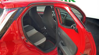 Toyota Aygo 1.0 70 x-play 51 kW (69 CV)