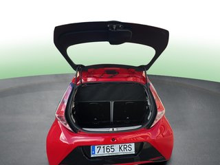 Toyota Aygo 1.0 70 x-play 51 kW (69 CV)