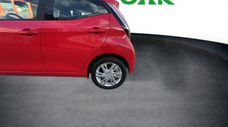 Toyota Aygo 1.0 70 x-play 51 kW (69 CV)