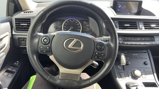 Lexus CT 200h Executive 100 kW (136 CV)