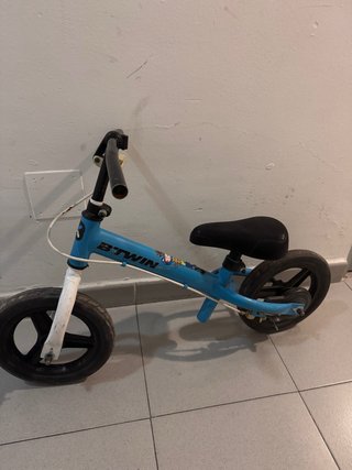 Bicicleta de equilibrio Btwin azul