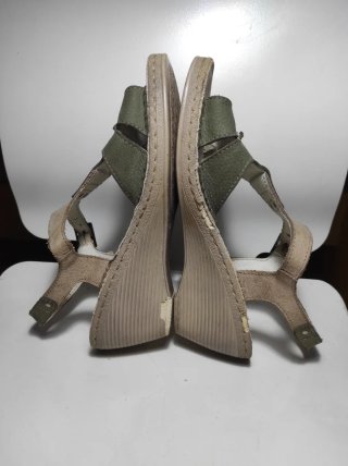 Sandalias Media Cuña Boho-Chic (defecto en suelas)