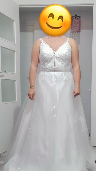 Vestido de novia blanco con pedreria