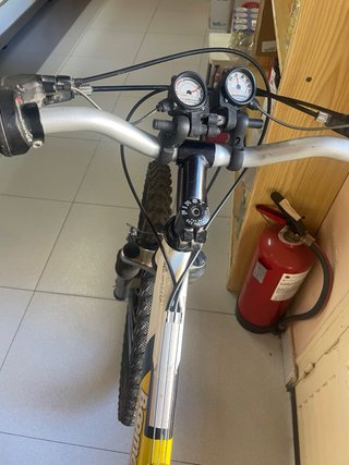 Bicicleta Boomerang Amarilla