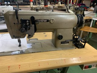 Máquina de coser Brother 2 agujas embragable