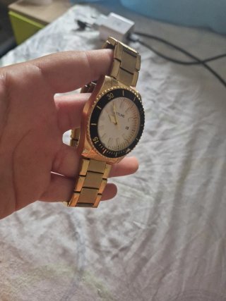 Reloj SKYLINE Dorado