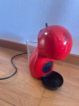Macchina da caffè Dolce Gusto DeLonghi rossa