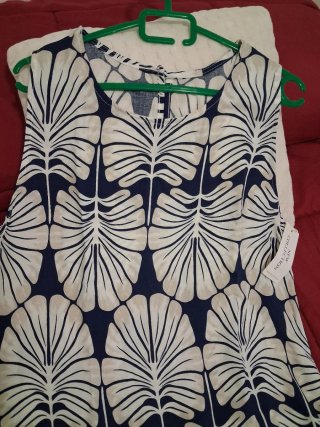 Vestido de verano sin estrenar, con etiqueta.