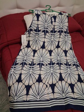 Vestido de verano sin estrenar, con etiqueta.