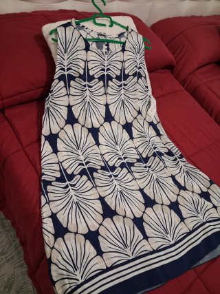 Vestido de verano sin estrenar, con etiqueta.