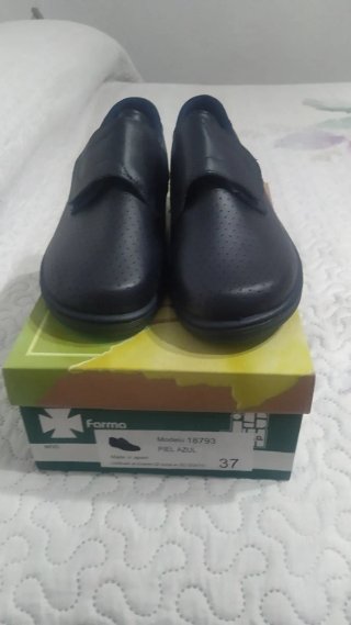 Zapatos anatómicos azules nuevos
