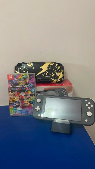 Nintendo Switch Lite + Animal Crossing yMariokart8