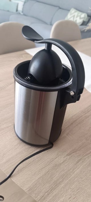 Exprimidor eléctrico