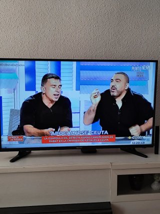 Televisor Hisense seminuevo