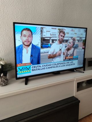 Televisor Hisense seminuevo