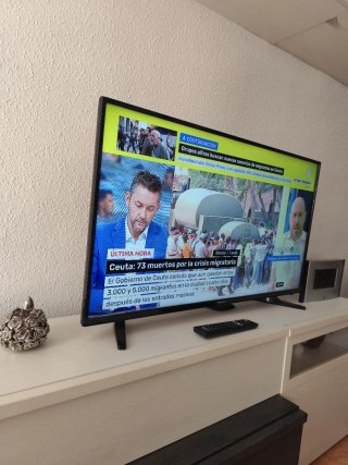 Televisor Hisense seminuevo