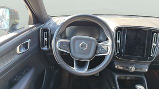 Volvo XC40 T2 R-Design 95 kW (129 CV)