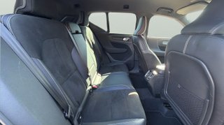 Volvo XC40 T2 R-Design 95 kW (129 CV)