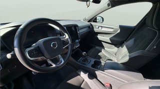 Volvo XC40 T2 R-Design 95 kW (129 CV)