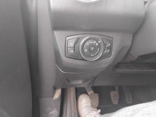 SIN ENTRADA! Ford Tourneo Courier GASOLINA