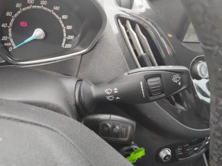 SIN ENTRADA! Ford Tourneo Courier GASOLINA