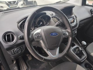 SIN ENTRADA! Ford Tourneo Courier GASOLINA