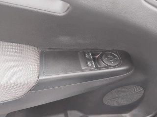 SIN ENTRADA! Ford Tourneo Courier GASOLINA