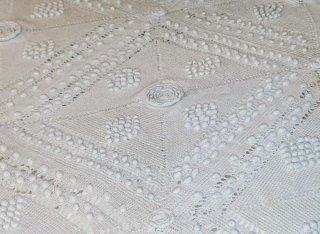 Antichità: Copriletto matrimoniale fatto a mano