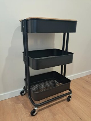 Carrito RASKOG Ikea Negro + tabla de Madera
