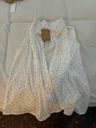 Blusa Mulaya blanca estampada sin mangas